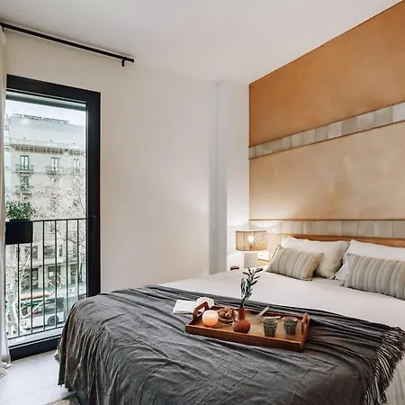 Armilla - 2 Bedrooms In Eixample Esquerra شقة *