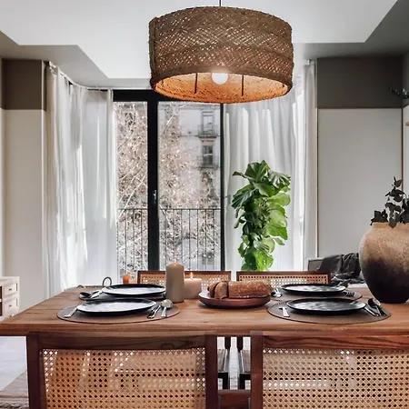 Armilla - 2 Bedrooms In Eixample Esquerra *