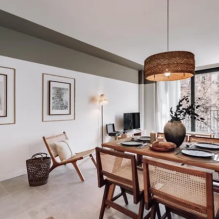 Armilla - 2 Bedrooms In Eixample Esquerra