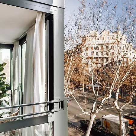 Armilla - 2 Bedrooms In Eixample Esquerra Apartamento